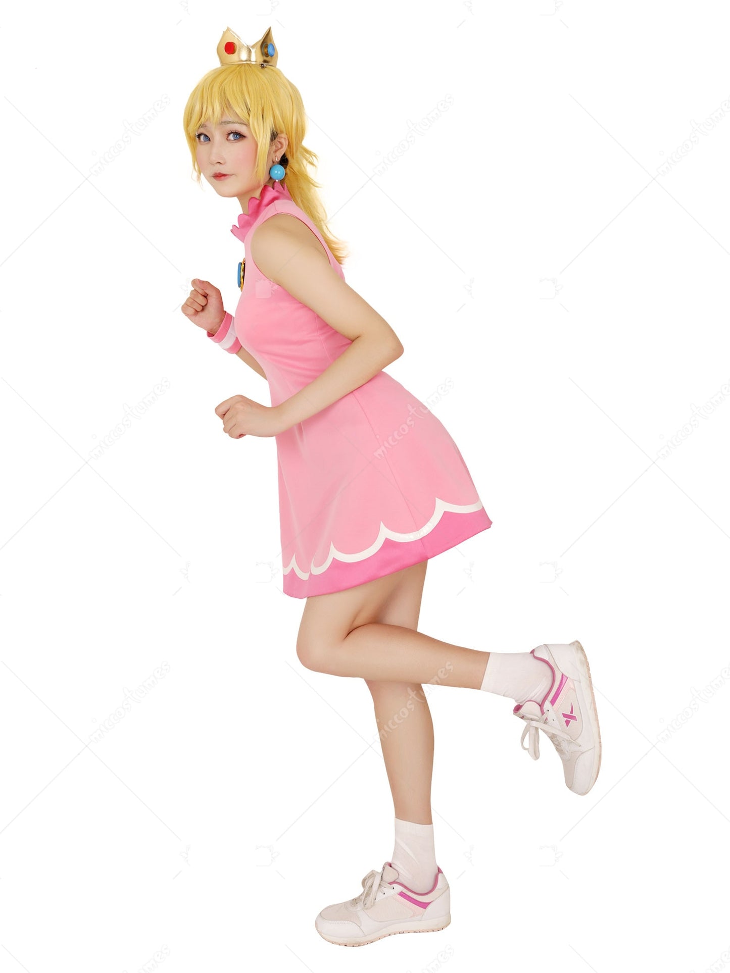 Princess Peach Cosplay Outfit
